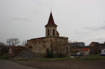 Kostel od severozápadu ( © Ivan Grisa 04/2010)