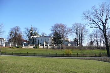 celkový pohled z Podzámeckého parku na plochu štěpnice, zámecký park a frýdecký zámek ( © Jan P. Štěpánek 04/2010)