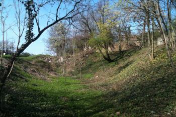 Městské opevnění (© Matěj Kopecký, 04/2010)