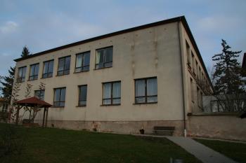 Pohled na zámek ( © Petr Nožička 11/2011)
