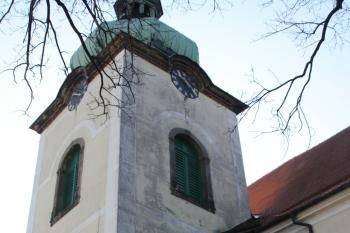 Věž od severozápadu ( © Ivan Grisa 04/2010)