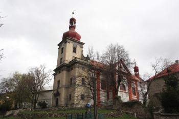 Kostel od jihozápadu ( © Ivan Grisa 04/2010)