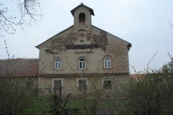 hlavní reprezentativní budova (© Jaromír Schoffer, 04/2010)
