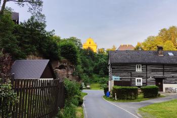  (© KRUH V PODBEZDĚZÍ 08/2024)