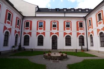 rajský dvůr (© Karel Husák, 09/2011)