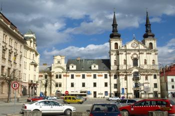 kolej s kostelem sv. Ignáce ( © Milan Caha 04/2010)