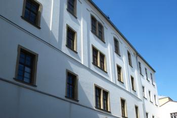zadní trakt koleje ( © Milan Caha 04/2010)