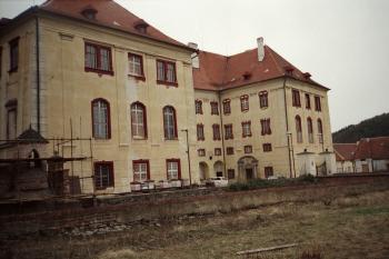 Zámek Kunštát (© Vlastislav Mareček, 04/1990)