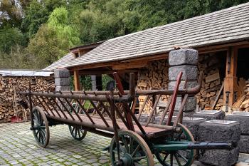  (© Jaroslav Špiroch  09/2025)