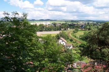 Letohrad - Pohled z kamené vyhlídky v parku na západní část města (© Ivo Rozehnal, 07/2010)