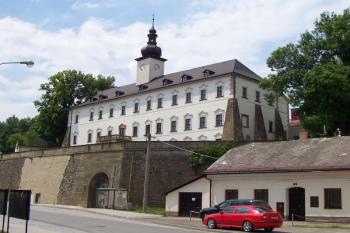 Letohrad - zámek  (© Ivo Rozehnal, 07/2010)