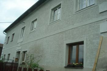 hlavní průčelí (© Jaromír Schoffer, 05/2010)