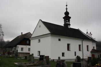 Kostel od jihozápadu ( © Ivan Grisa 05/2010)