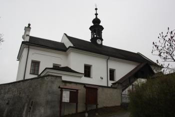 Kostel od severu ( © Ivan Grisa 05/2010)