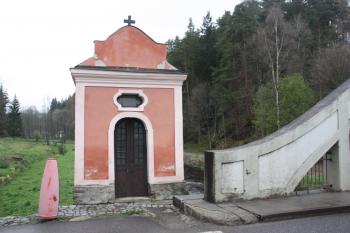 Kaple svatého Jana Nepomuckého od východu ( © Ivan Grisa 05/2010)