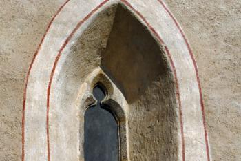 kružbové okénko západního průčelí (© Pavel Zany Komárek 2. 5. 2009)