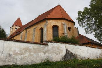 Kostel od východu ( © Ivan Grisa 05/2010)