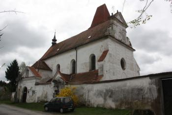 Kostel od severozápadu ( © Ivan Grisa 05/2010)