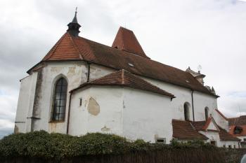 Kostel od severovýchodu ( © Ivan Grisa 05/2010)