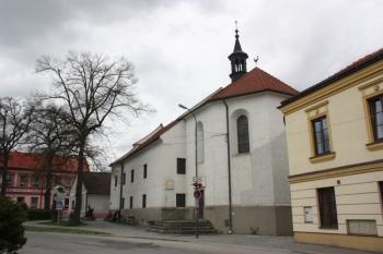 Bývalý kostel od jihovýchodu ( © Ivan Grisa 05/2010)