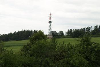 rozhledna z obce Kuníček ( © Milan Caha 08/2009)