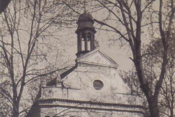 Český Krumlov - kaple sv.Martina na fotografii z počátku 20.století (soukr.sbírka IvoR) (© Atelier Wolf Krummau)