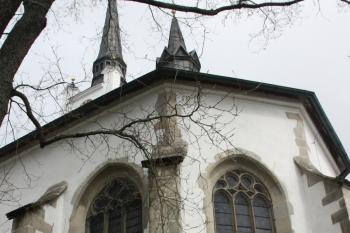 Presbytář od jihu ( © Ivan Grisa 05/2010)