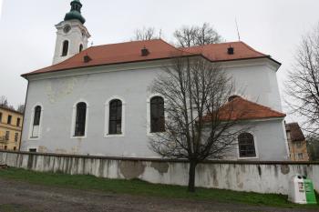 Kostel od jihovýchodu ( © Ivan Grisa 05/2010)