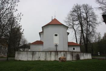 Kostel od východu ( © Ivan Grisa 05/2010)