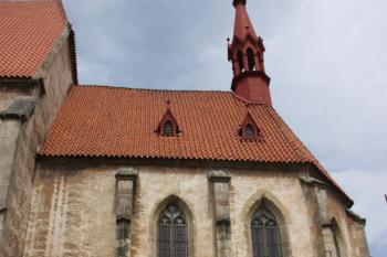 Presbytář od jihu ( © Ivan Grisa 05/2010)