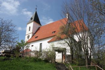 Kostel od jihovýchodu ( © Ivan Grisa 05/2010)