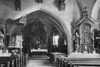 pohled do interiéru ( © Antonín Cechner: Soupis památek historických a uměleckých v Čechách, sv. 42 Politický okres kaplický, Archaelogická komise při České akademii věd a umění, , Praha 1921)
