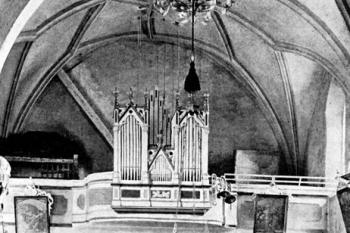 pohled do lodi a na kruchtu ( © František Mareš, Jan Sedláček: Soupis památek historických a uměleckých v Království Českém, sv. 41 Politický okres krumlovský, Archaelogická komise při České akademii císaře Františka Josefa pro vědy, slovesnost a umění, Praha 1918)