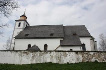 Kostel od jihu ( © Ivan Grisa 05/2010)