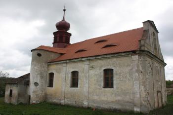 Kostel od severu ( © Ivan Grisa 05/2010)