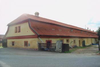 Pecínov (© Jan Šebek, 05/2010)