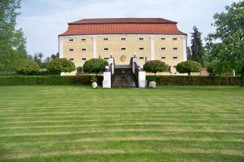Pecínov (© Jan Šebek, 05/2010)