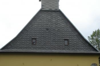 hlavní průčelí (© Jaromír Schoffer, 05/2010)