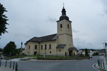kostel sv. Jiří - Bludov (© František Kinař, 08/2014)