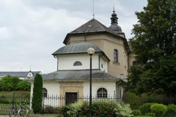 Hrobka Žerotínů pod sakristii kostela sv. Jiří (© František Kinař, 08/2014)
