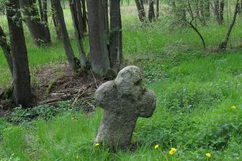 Trojmezí - smírčí kříž  (© Martin Karas, 05/2010)