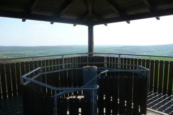 nejvyšší vyhlídková plošina (© David Hamza, 04/2010)