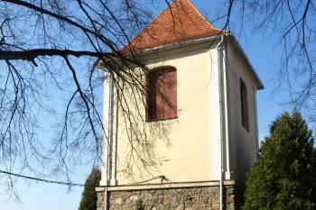 zvonice u kostela ( © Milan Caha 06/2010)