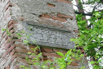 kamenná deska (© David Hamza, 05/2010)