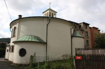 Kostel od severovýchodu ( © Ivan Grisa 06/2010)
