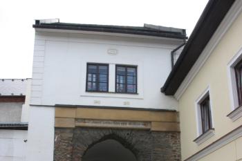 Vodní branka: pohled z vnější strany ( © Ivan Grisa 06/2010)
