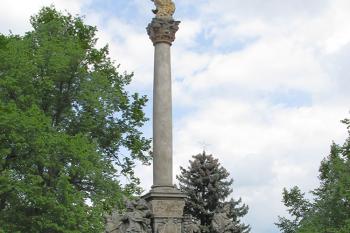 Mariánský sloup na náměstí v Žamberku ( © Pavel Vítek 05/2017)