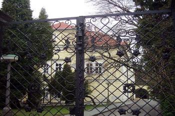 Miletín ( © Michal Merkl 04/2004)