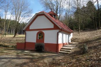 kaple nad pramenem sv. Kateřiny ( © Milan Caha 04/2010)