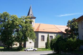 Kostel Navštívení Panny Marie – Myslejovice (© Ivo Rozehnal, 07/2010)